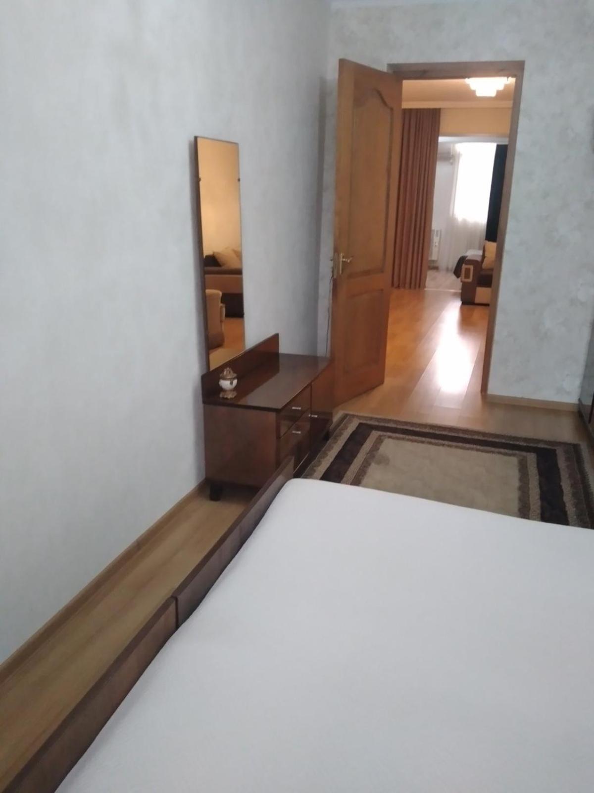 Izi'S Cozy Apartment 库塔伊西 外观 照片