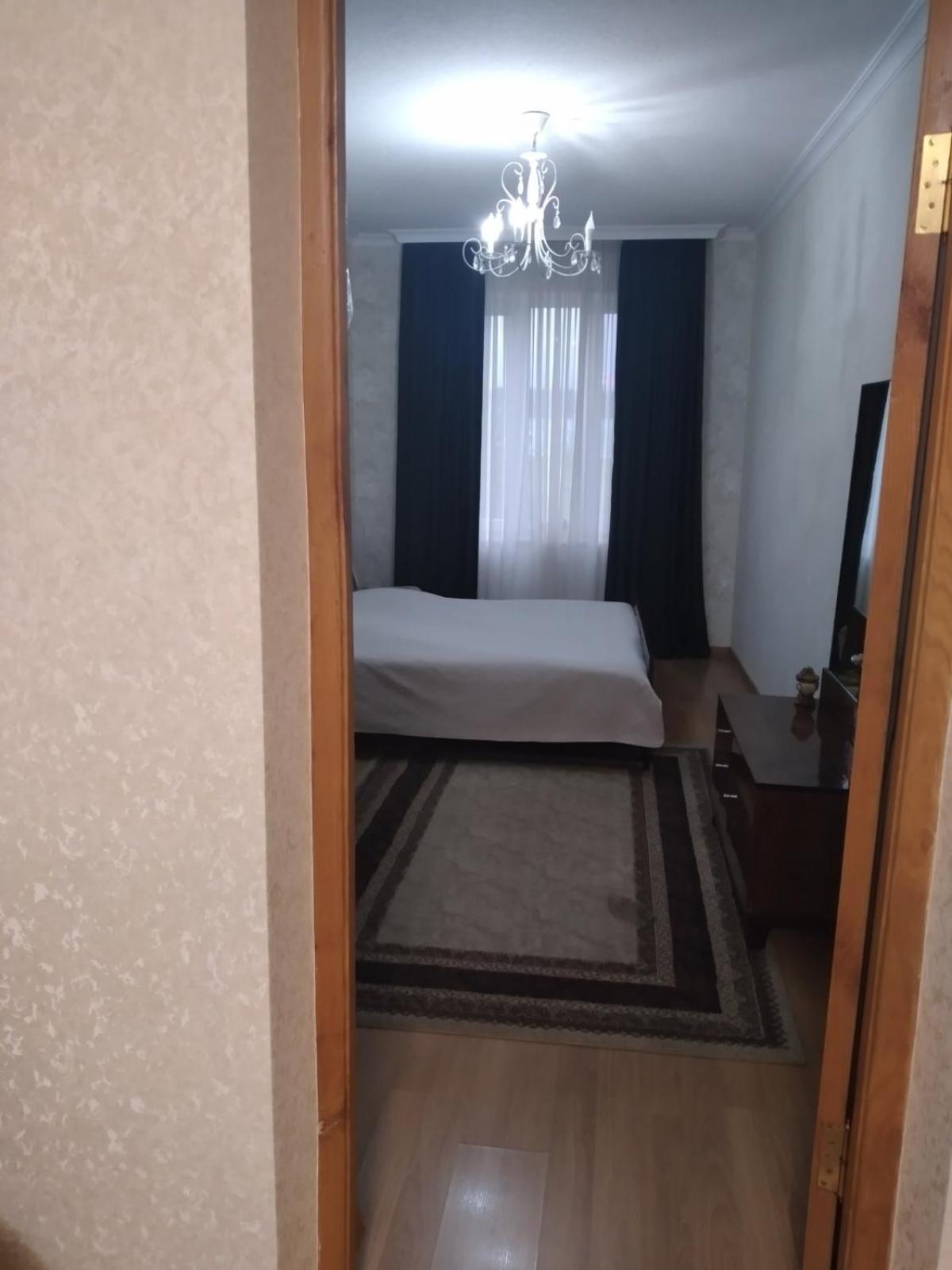 Izi'S Cozy Apartment 库塔伊西 外观 照片